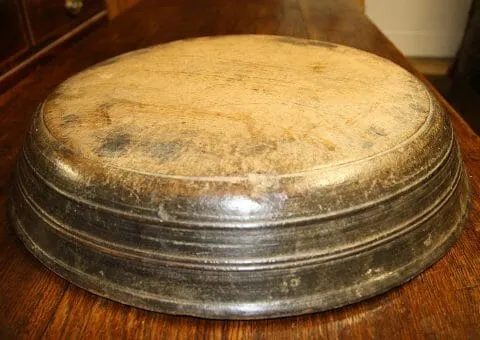 Welsh 19th century dairy bowl